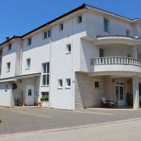 Pansion Nikica Kozina Bed & Breakfast Medjugorje Exterior photo